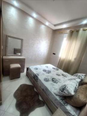 Joli appartement à agadir cité Essalam